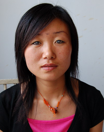 7살때 ‘부엉이 눈알’로 변신해버린 샤오눠씨. 성시만보