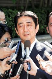 아베 日 총리 아시히신문 제공 