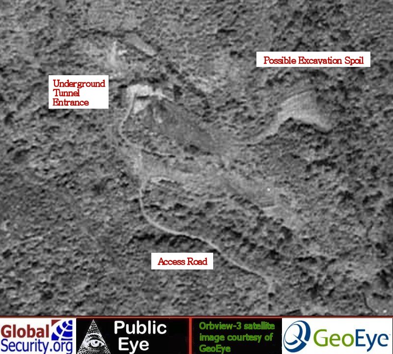 지난 9일 실시한 북한 핵실험 주변지역 위성사진. 왼쪽 상단이 갱도 입구.   