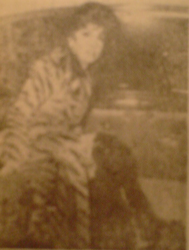 한때「버」박사와 친했던「지나」양