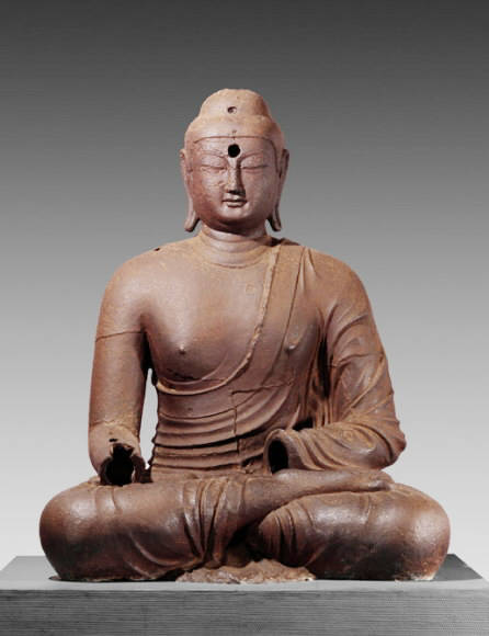 국립중앙박물관 소장 철제여래좌상
