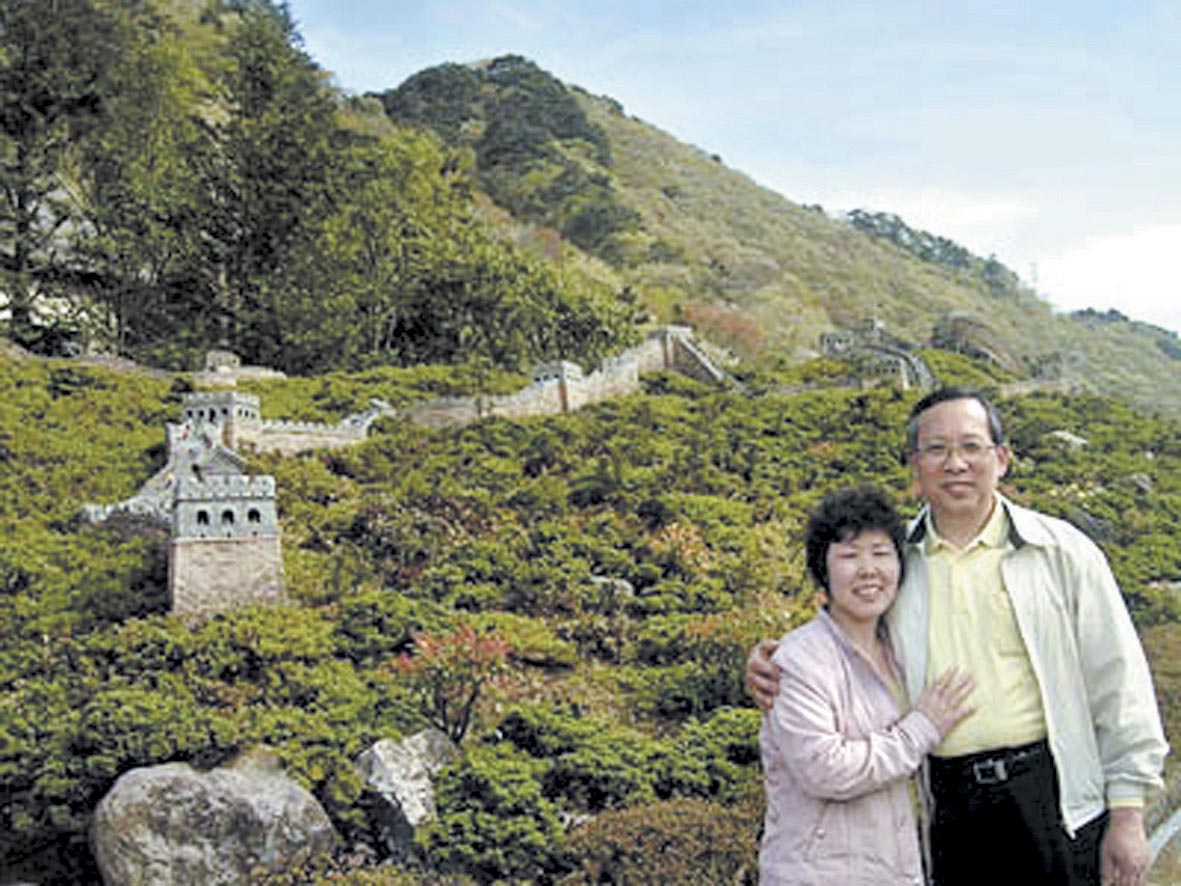 첫 해외여행을 떠나신 우리 부모님. 앞으로도 좋은 곳 많이 보내드릴 테니 오래오래 건강하세요 (정원옥·경기도 의정부시 의정부동)