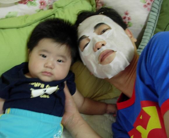 아빠는 피부 관리중