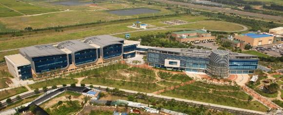 생물자원관 전경