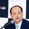 LG전자 “휴대전화 덕에 또 웃었다”