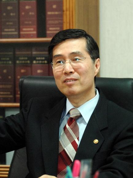 권오규 부총리 겸 재정경제부 장관