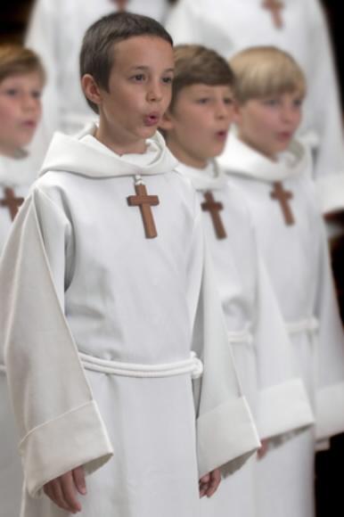 파리나무십자가 소년합창단