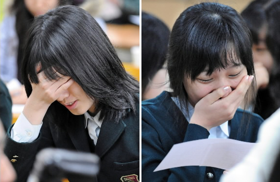 7일 서울 대원여고 학생들이 2008년도 대학입학 수학능력평가시험 성적표를 확인하면서 다양한 표정을 짓고 있다. 이호정기자 hojeong@seoul.co.kr