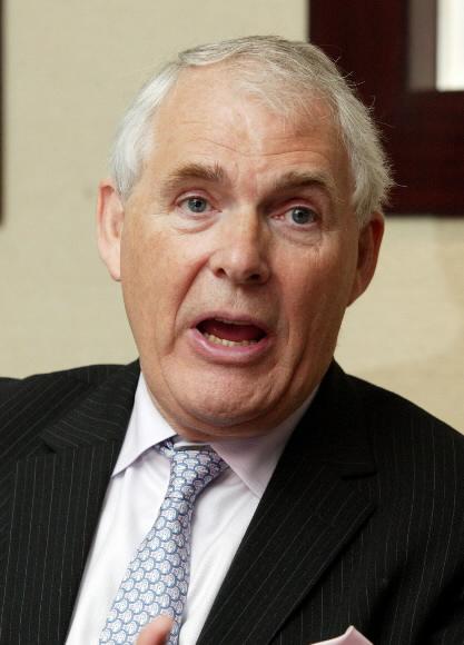 데이비드 엘든 위원장  