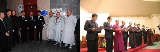 16일 불교 각 종단과 재가단체의 주요 인사들이 참석한 가운데 ‘교단 자정 상담소’ 개소식을 갖고있다(사진 왼쪽). 오른쪽 사진은 지난해 1월 청주 성공회 수동교회서 열린 ‘한국 그리스도인 일치를 위한 기도회’모습. 기독교 교단 지도자들이 나란히 서서 교회일치 활동을 지속할 것을 약속, 축복하고 있다. KNCC 제공