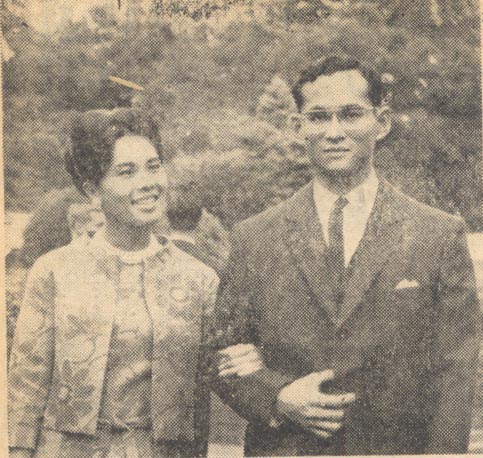 [부미볼] 왕과 [시키리트] 왕비 - 이 두분은 박명복(朴明福)여사의 손자뻘이 된다.