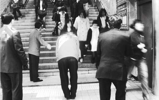 “한 표만…”