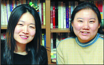“우리 근현대 문학도 ‘햄릿’처럼 만들어보고 싶어 근대를 주제로 잡았다.”는 연출가 오승수(<B>왼쪽</B>)·백순원씨. 안주영기자 jya@seoul.co.kr