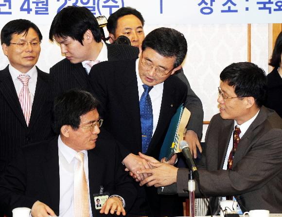“앞으로 잘해 봅시다”