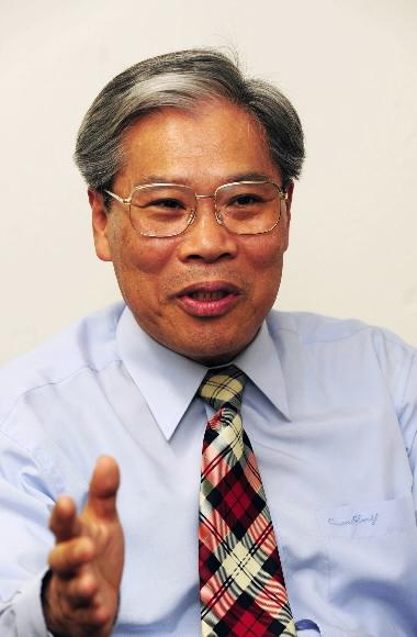 이윤재 한반도영어공학연구원장