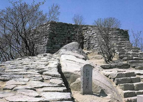강화도 마니산 참성단(塹星壇)