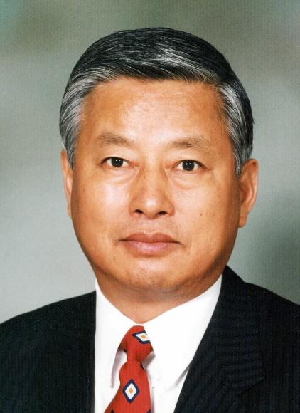 윤흥렬 전 세계치과의사연맹회장  연합뉴스