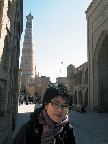 강회진 前 우즈베키스탄 국립미자미사범대학 한국어문학과 전임강사