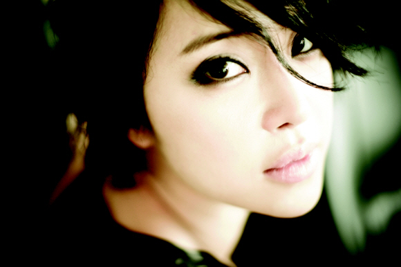 백지영 7집앨범 자켓 사진.