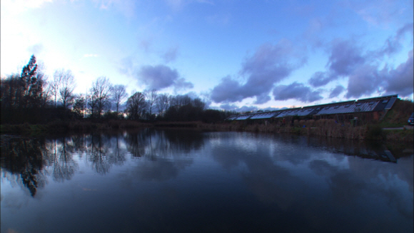 세계에서 벌어지고 있는 이산화탄소 전쟁을 소개하는 EBS 환경특집 3부작 ‘녹색혁명’. 사진은 영국 최초의 탄소 제로 마을 호커튼. EBS 제공 　
