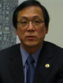 강석희 씨