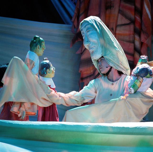 국립극장 KB청소년하늘극장 무대에 오르는 ‘꼬방꼬방’