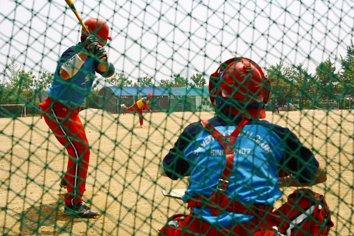 노노야구단원들이 연습을 하고 있다.