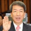 “세종시 수정발언 후회 안해”