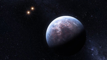 유럽남부천문대가 최근 새로 발견한 태양계 밖 행성이 항성 ´글리에세 667C´ 주변을 돌고 있다. ´글리에세 667C´와 행성간 거리는 태양과 지구간 거리의 20분의 1 정도다. ´글리에세 667C´는 2개의 별이 서로 돌고 다른 한 개의 별이 그 두 별을 중심으로 공전하는 3중성계에 속해 있다.   스페이스닷컴 제공