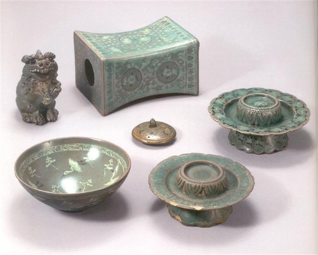 신안선에서 발굴된 14세기 고려청자.  국립중앙박물관 제공