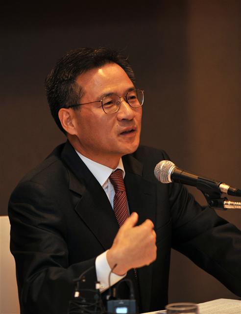 경청호 현대백화점 부회장