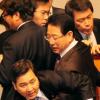 기습점거… 몸싸움… 또 막가는 국회