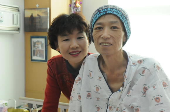 고(故) 이성우씨와 부인 강영자씨.  해군 제공