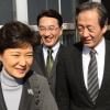 與 주류·정부, 박근혜 전방위 압박