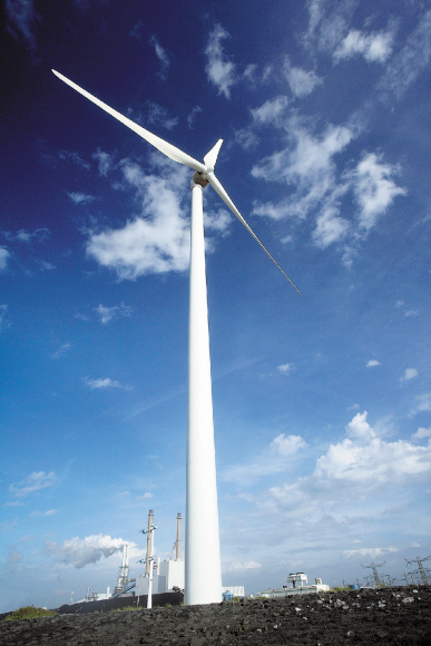 STX윈드파워가 생산하고 있는 2㎿급 풍력발전설비. STX그룹 제공