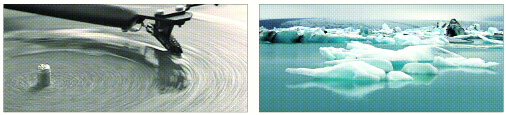 아이슬란드 빙하의 물 녹는 소리를 들려주기 위해 얼음 LP판(왼쪽)을 쓴 작품과 무선전파를 활용한 작품
