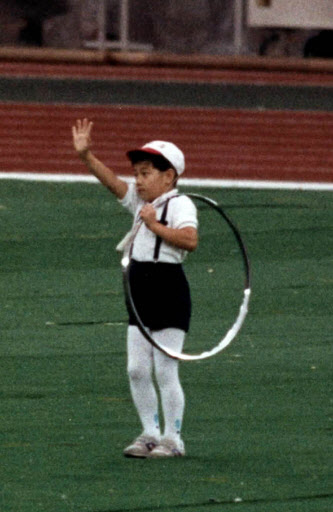 1988년 서울 올림픽때 메인스타디움에서 굴렁쇠를 굴리는 윤태웅씨의 당시 모습.