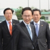 귀국 하자마자 저축銀 챙겨… “철저 조사” 지시