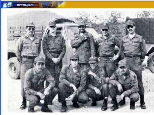 주한 미군이 1978년 경상북도 칠곡의 캠프 캐럴에 고엽제로 쓰이는 독성물질을 묻었다는 당시 주한미군 세 사람의 증언을 지난 16일(현지시간) 보도한 미국 애리조나 주 피닉스에 있는 KPHO-TV가 함께 공개한 증언자들의 캠프 캐럴 근무 당시 사진. 구체적인 병사들의 신상은 밝히지 않았다. KPHO-TV 웹사이트