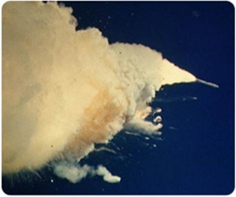 1986년 1월 28일 발사 직후 73초 만에 폭발한 챌린저호. 출처 미항공우주국(나사)