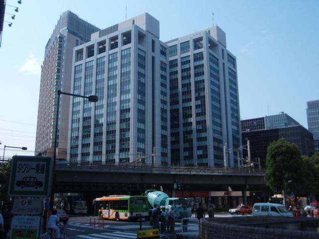 일본의 금융 중심지인 도쿄 찌요다구 유락초 덴키 빌딩(오른쪽) 14층에 국민은행 도쿄 지점이 자리잡고 있다. 국민은행 제공 