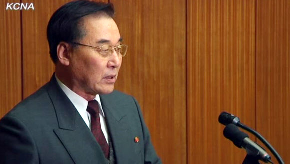 2004년 2월 제13차 남북 장관급회담 후 공식석상에서 사라졌다가 8년 만인 지난달 31일 6·15공동선언실천 북측위원회 위원장으로 모습을 드러낸 김령성 전 장관급회담 북측 단장.  연합뉴스 