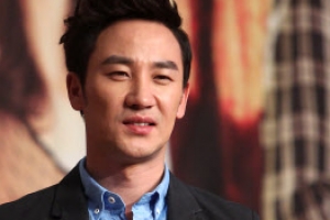 엄태웅 활동재개, 화이브라더스와 전속계약 “과거 인연으로 함께”