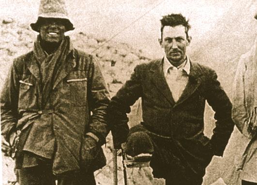 1924년 6월 영국 에베레스트 제3차 원정대의 조지 맬러리(오른쪽)와 앤드루 어빈이 인류 최초로 에베레스트를 정복했을 것이라는 주장은 오래전부터 제기됐다. EBS 제공