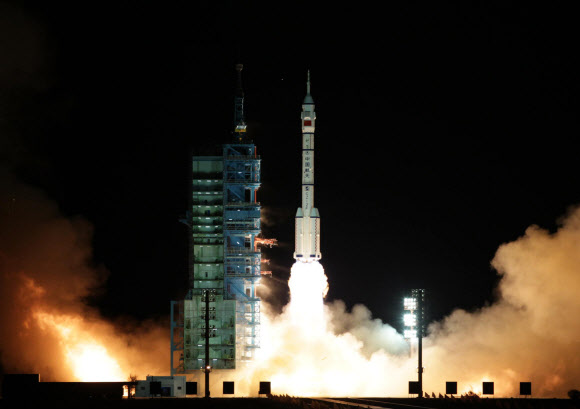 2011년 11월 선저우 8호 발사장면