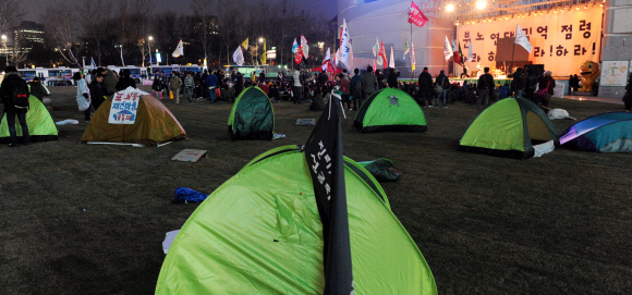 서울광장 텐트집회 