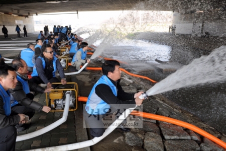수해 대비 양수기 작동 훈련