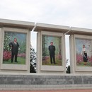 강원도 원산시에 설치된 북한의 ‘3대 장군 모자이크 벽화’ NK지식인연대 캡처