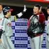 [프로야구] 한 경기 22안타… 하루 10홈런… 불이야 !