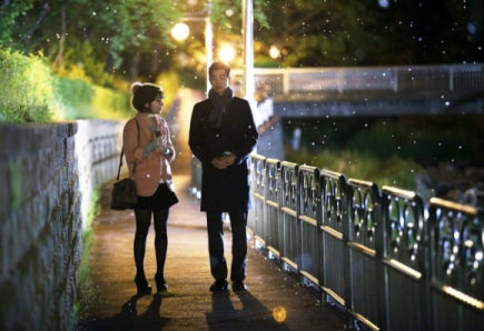 ‘5월의 눈내리는 밤’. <br>KBS2새 월화극 ‘빅’의 주인공 공유, 이민정의 첫 커플 사진이 공개됐다. 최근 진행된 촬영에서 두 사람은 겨울 밤 거리 데이트를 즐기는 다정한 연인으로 분했다.